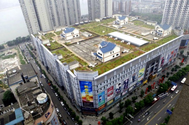 3.Homes Atop a Shopping Mall (Hunan, China)