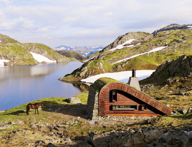 5.Lake Chalet (Hordaland, Norway)